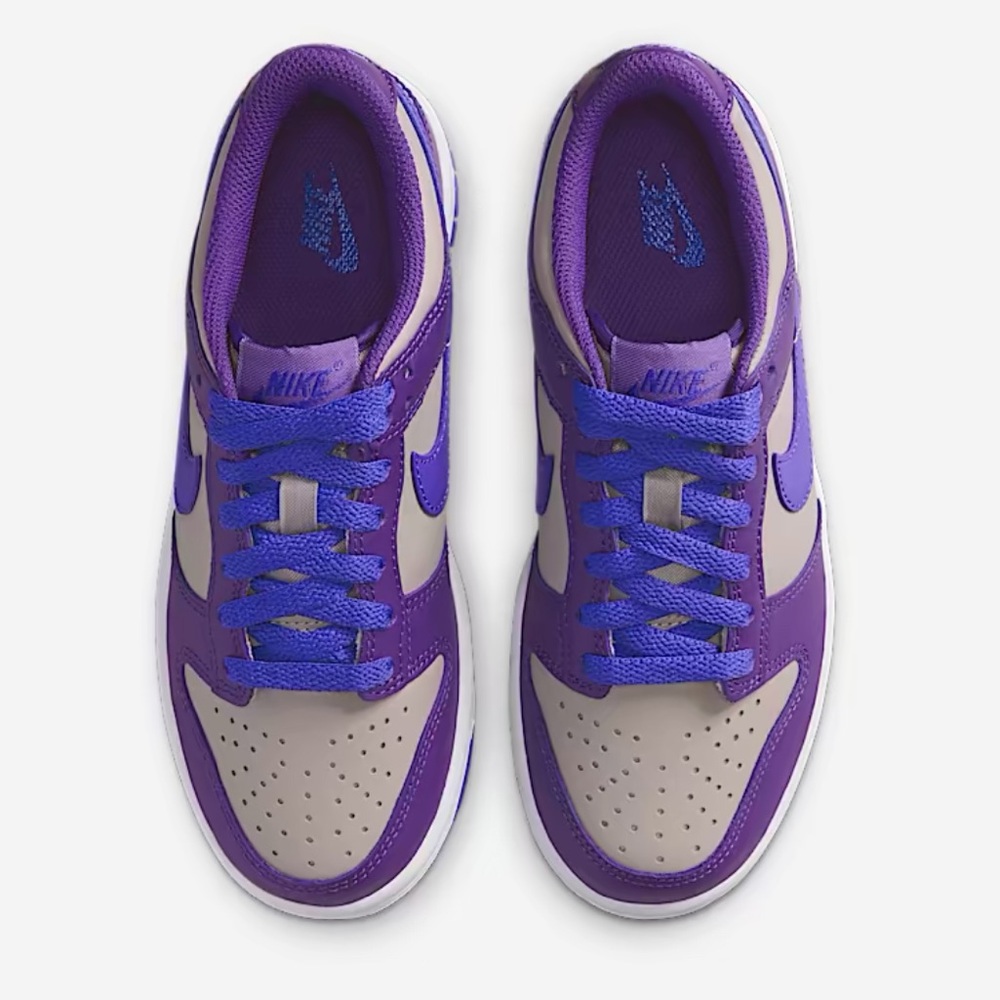 Nike
Dunk gs
Nwot - Picture 7 of 11